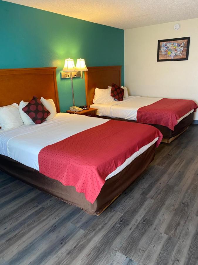 Americas Best Value Inn Салина Экстерьер фото